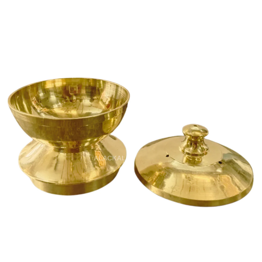 HANDCRAFTED BRONZE CHIRATTAPUTTU MAKER - Image 3