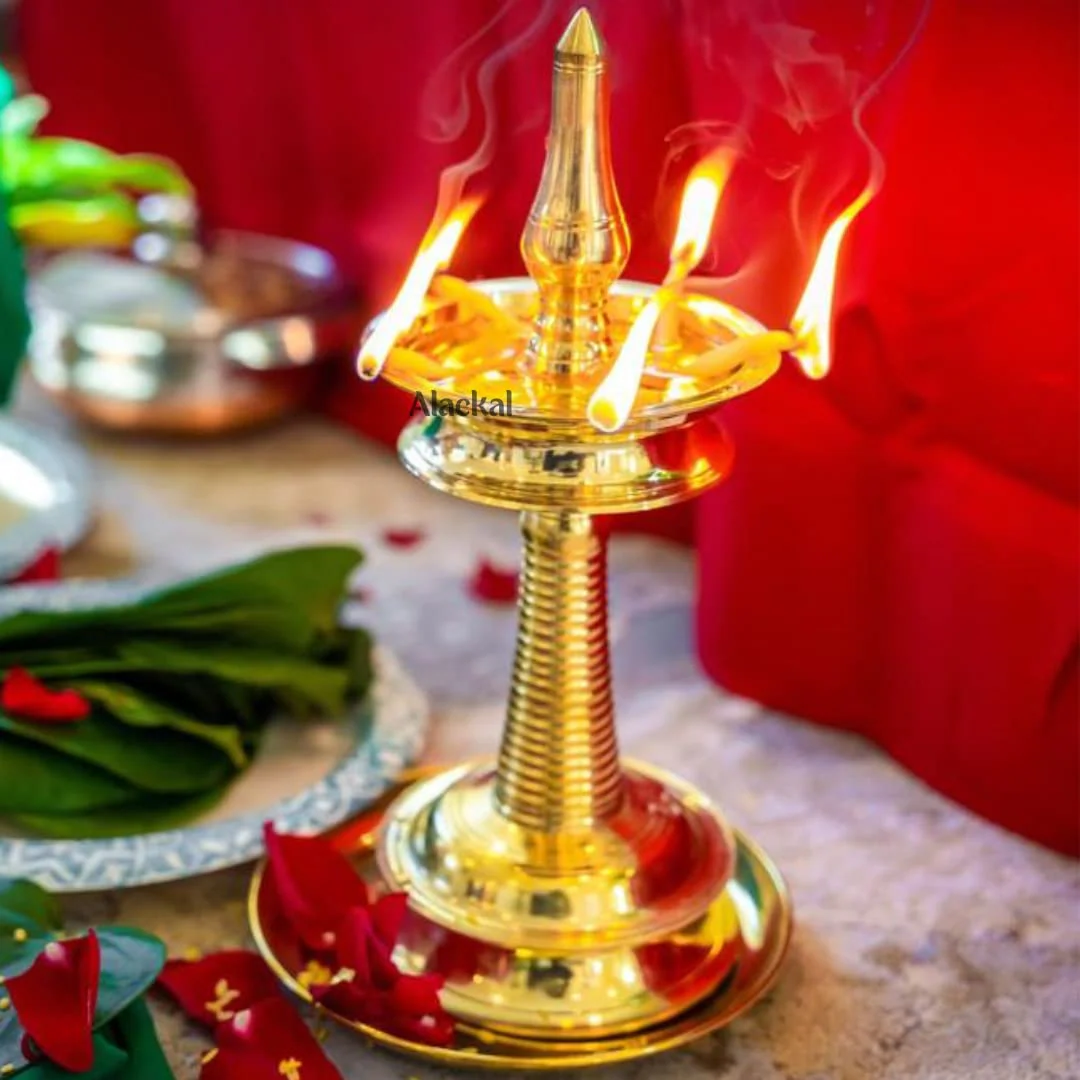 KERALA BRASS NILAVILAKKU | OIL LAMP FOR TEMPLE - Image 6